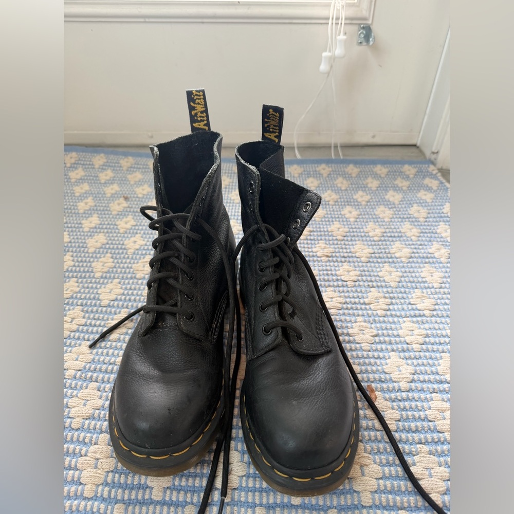 Dr. Martens Pascal
